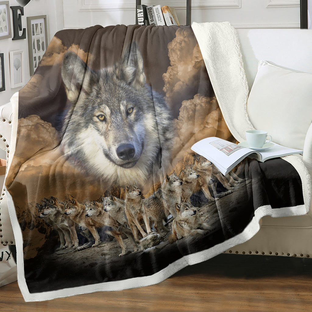 Cozy Wolf Sherpa Fleece Blanket – Soft Plush for Bed, Couch, Chair