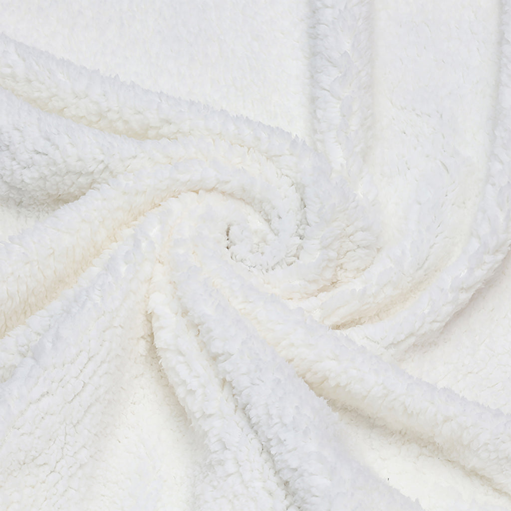 Cozy Wolf Sherpa Fleece Blanket – Soft Plush for Bed, Couch, Chair